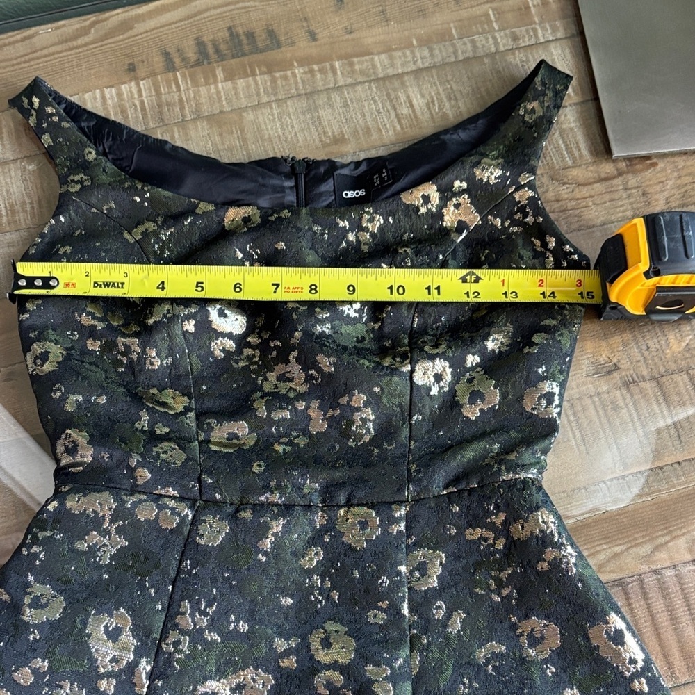 Asos Elegant Green, Blk and Gold Floral Dress - Picture 8 of 8